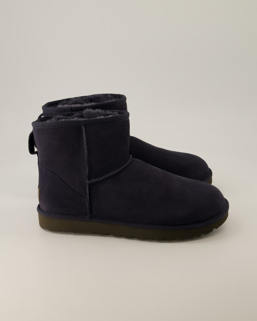 UGG Classic Mini II Winterstiefel in Blau