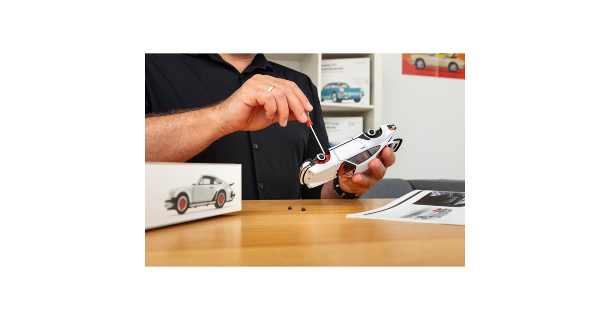 FranzisPorsche 911 Turbo Grand Prix White Adventskalender Modelvoertuig  (Schaal 1:24)