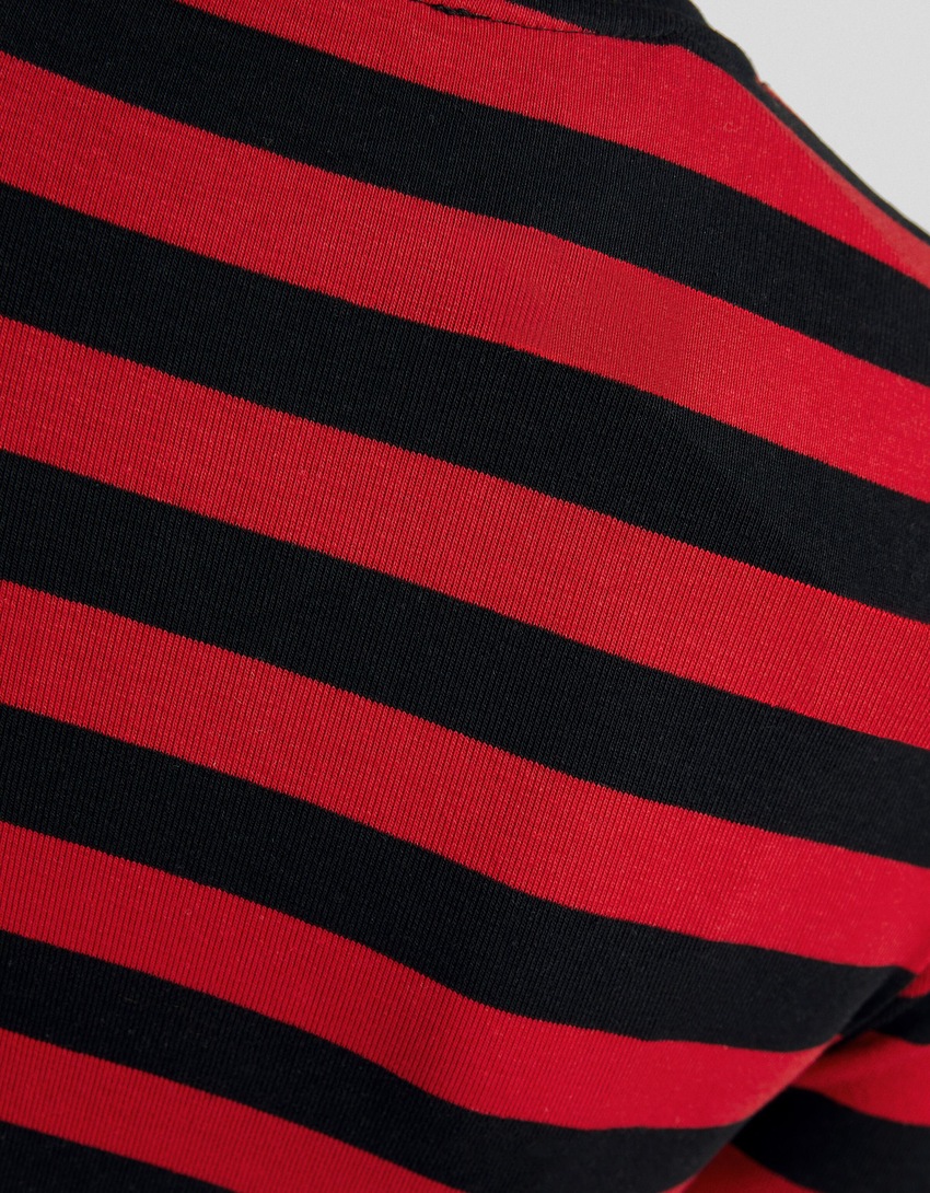 Camiseta listrada de manga comprida
