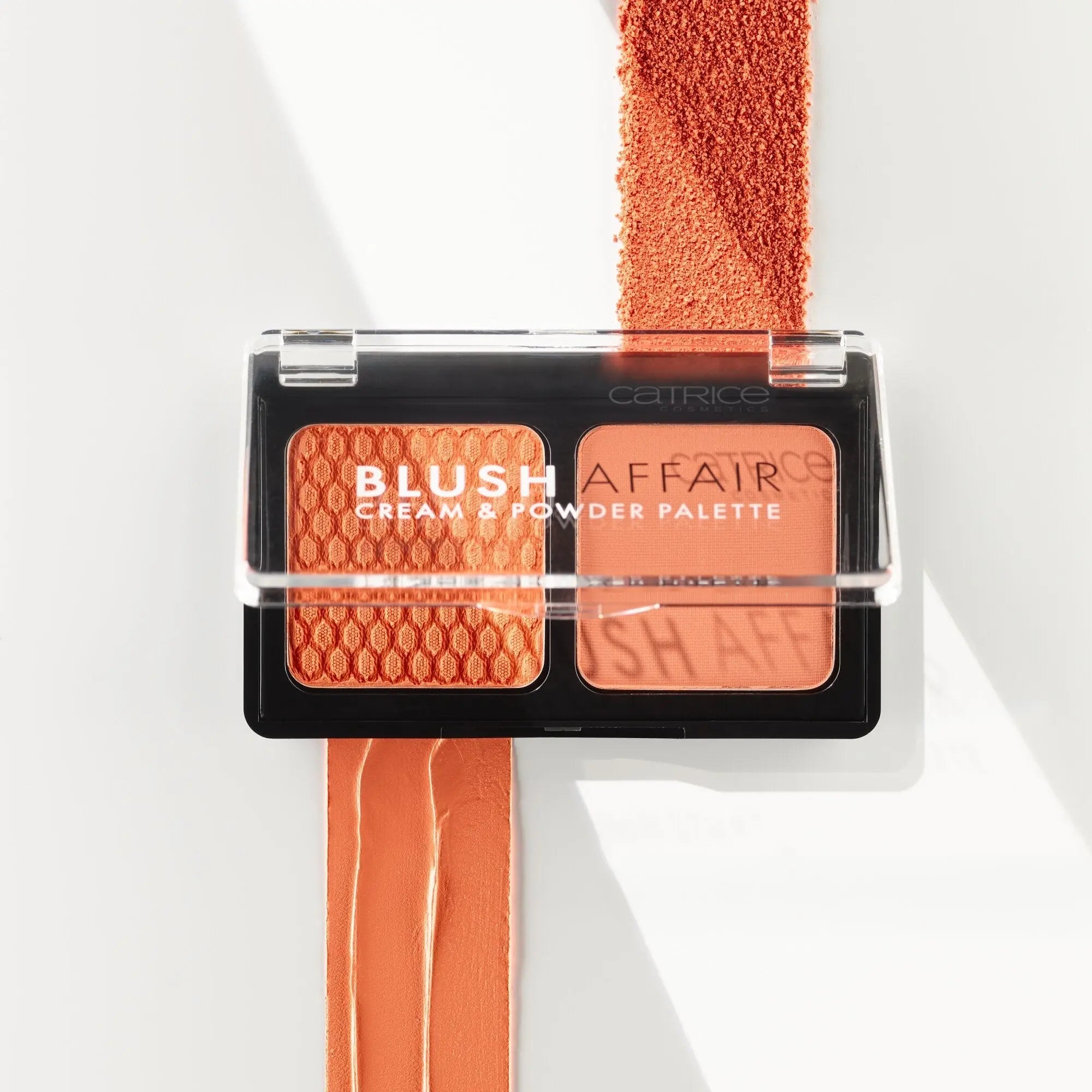 Blush Affair Cream & Powder Palette 030 Absolute Apricot