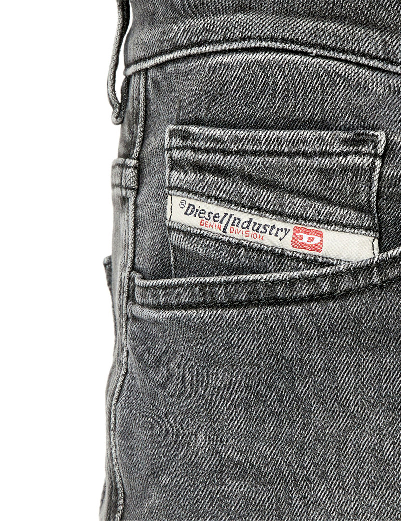 DIESEL JEAN FEMME D-AIR 9E94 GRIS FONCÉ
