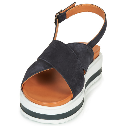 Betty London - MAFI - Marine