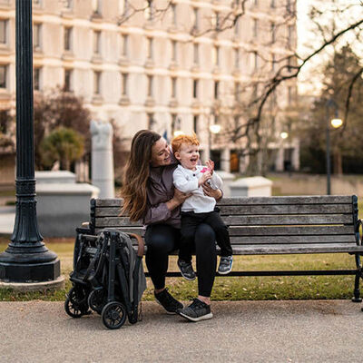 UPPAbaby Minu V2 Sportsvogn, Greyson Black