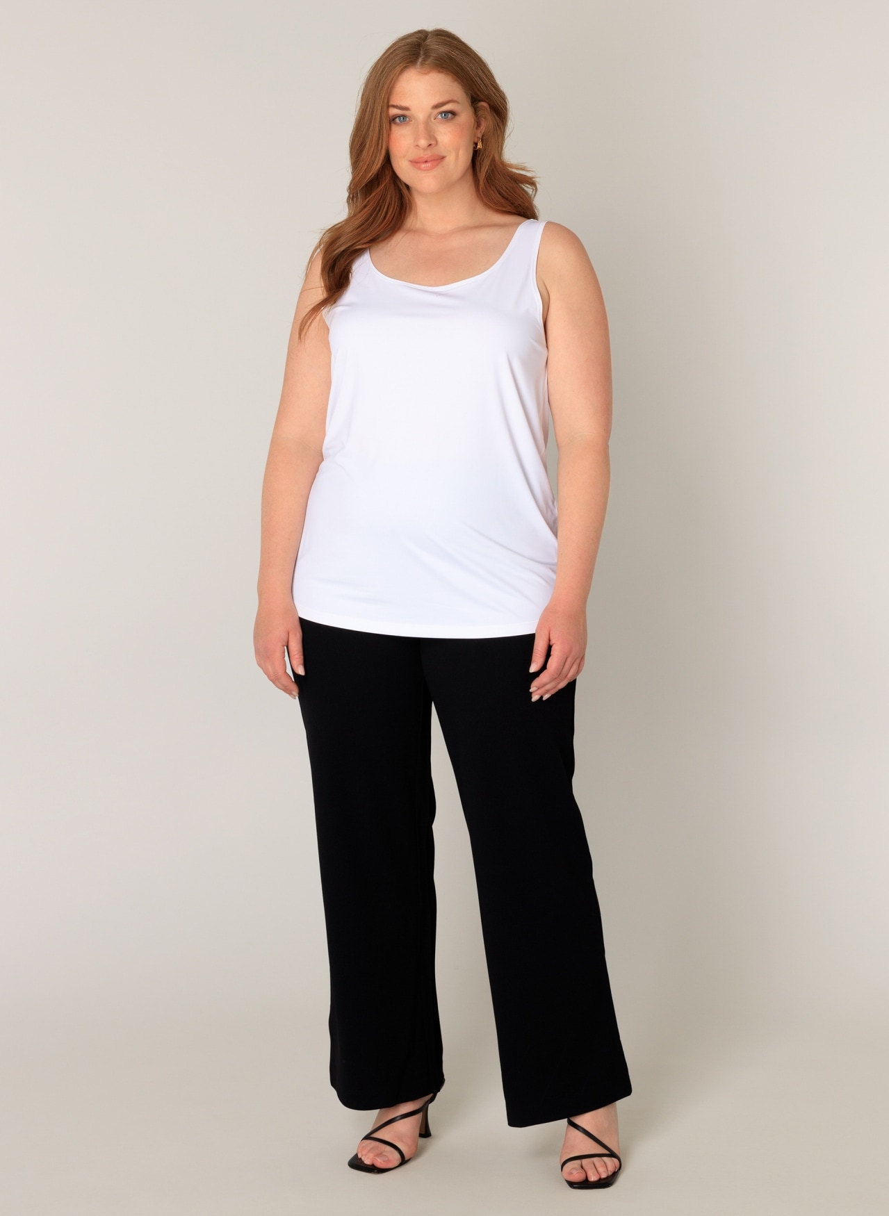 Base Level Curvy Tanktop »Style YANNE« in cleanem Look - unifarben