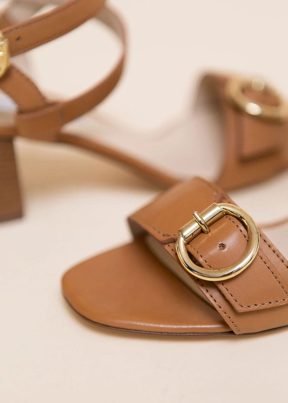 SANDALE NIEL CUIR CAMEL