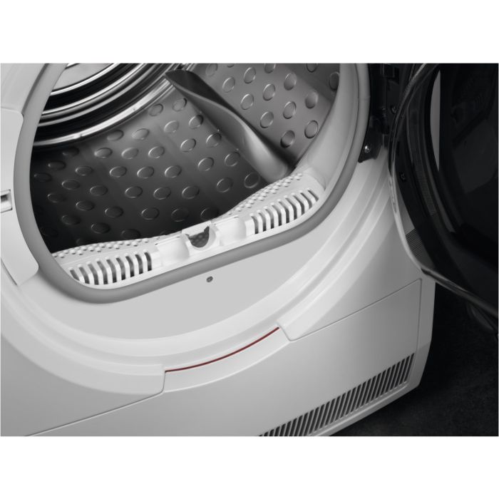 AEG Wärmepumpentrockner 9000 ABSOLUTECARE PLUS TR9T75680 // 100€ Cashback