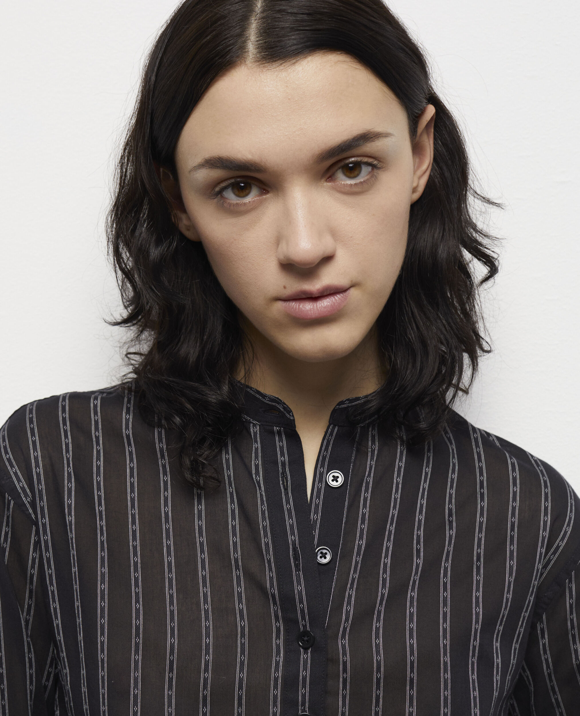 Chemise à rayures noire