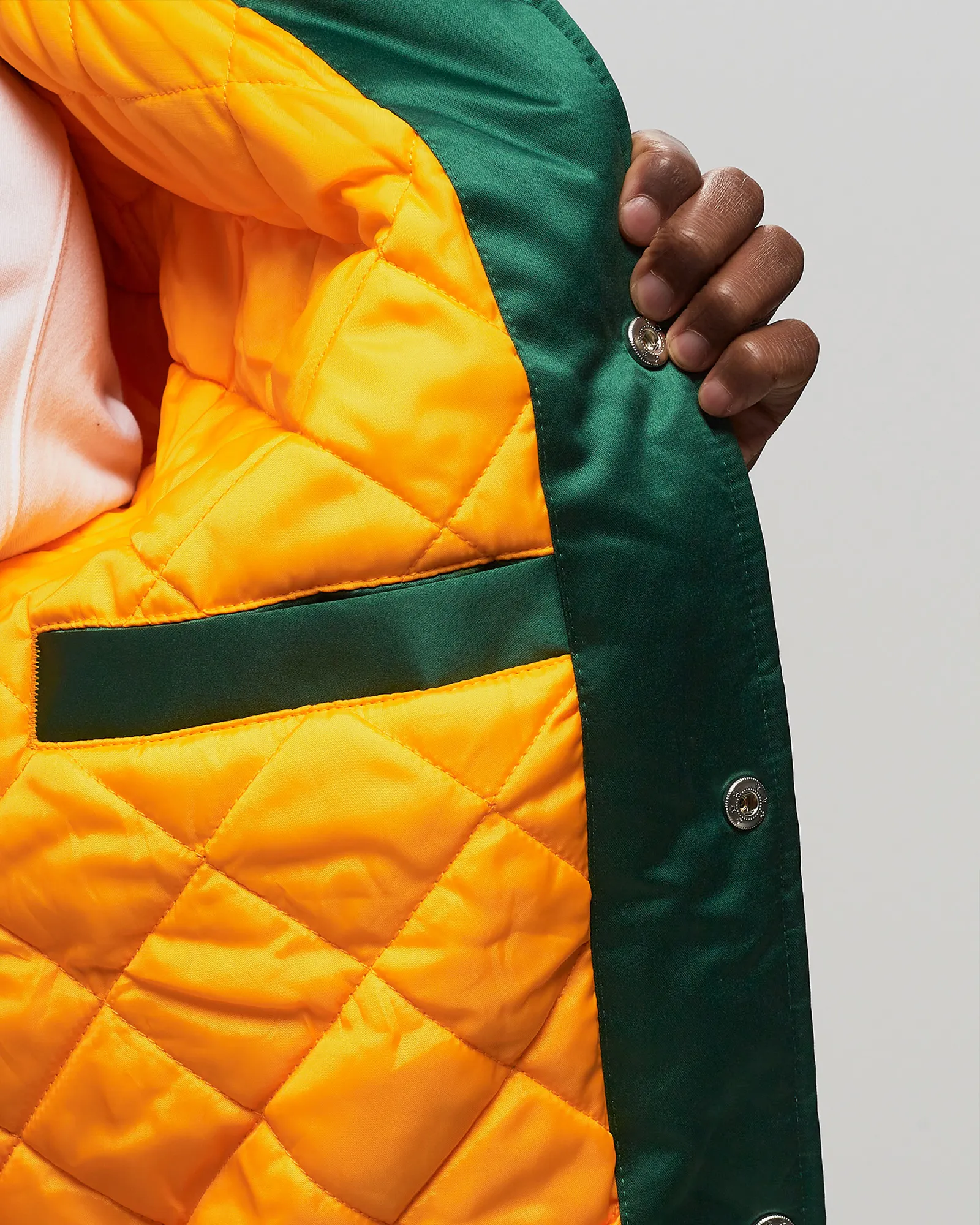 Mitchell & Ness NFL HEAVYWEIGHT SATIN JACKET GREEN BAY PACKERS