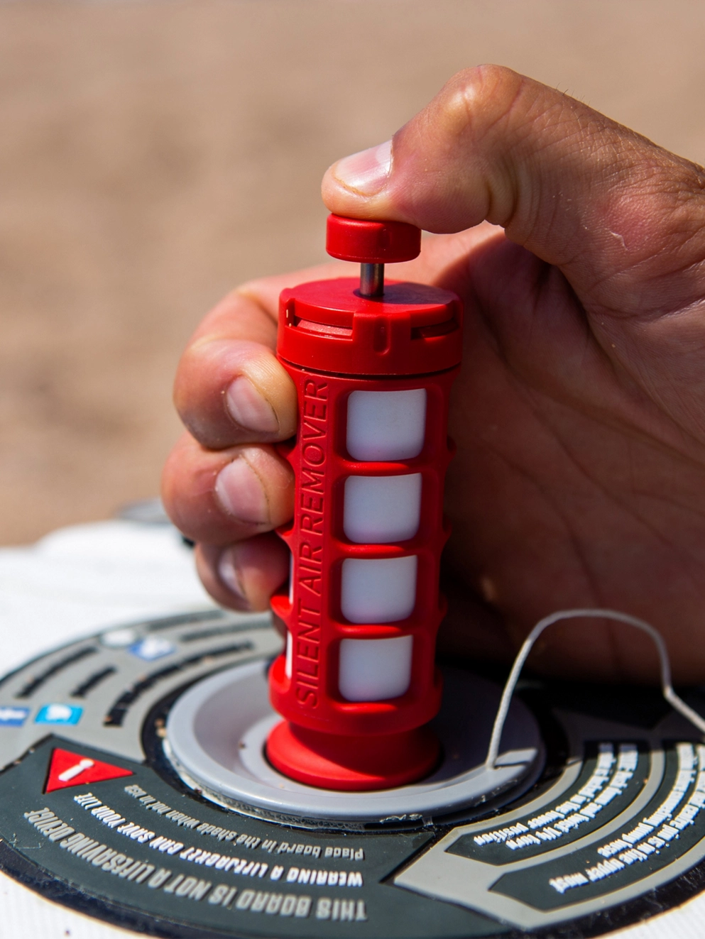 Red Paddle Co Silent Air Remover red