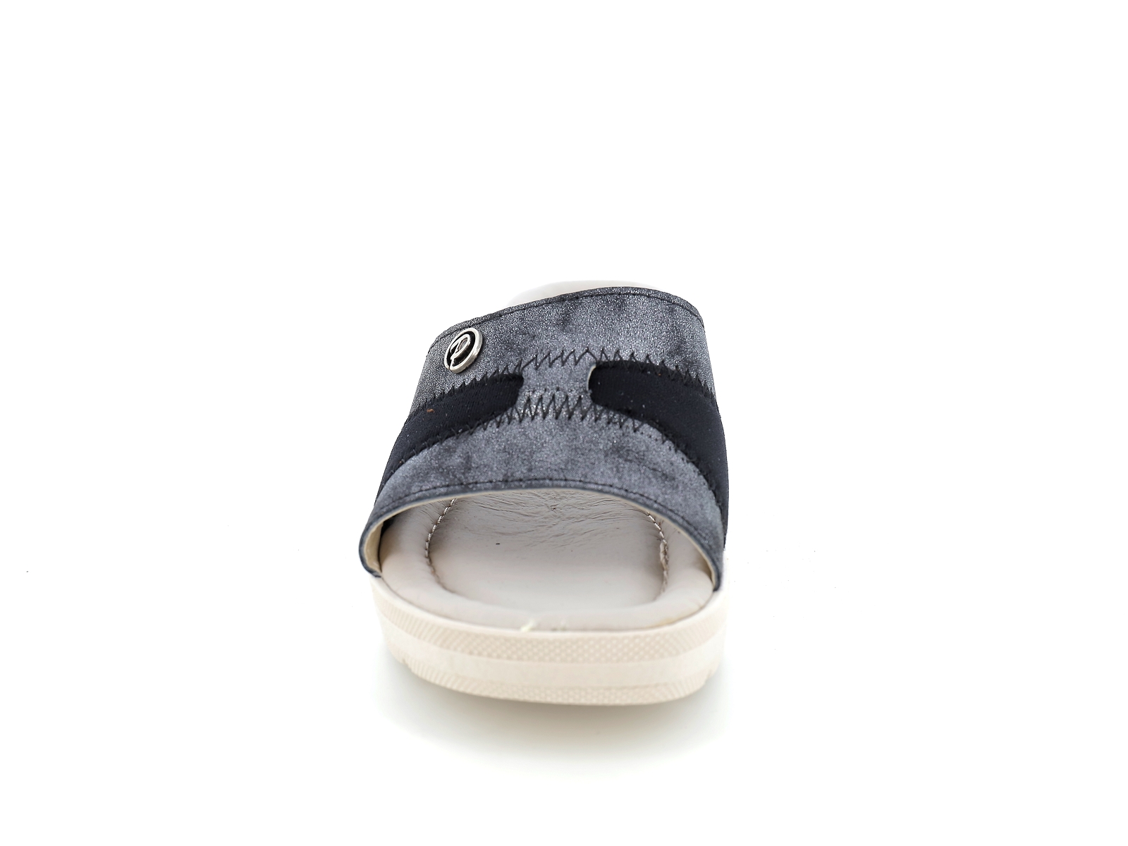 P brand-411 / P / NU Synthétique Noir Satin