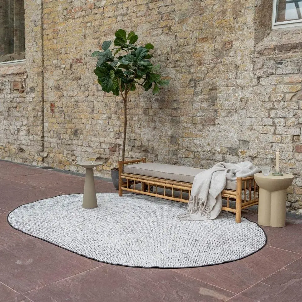 EVA Interior ovaal buitenkleed Dahl zwart - 230 x 160 cm