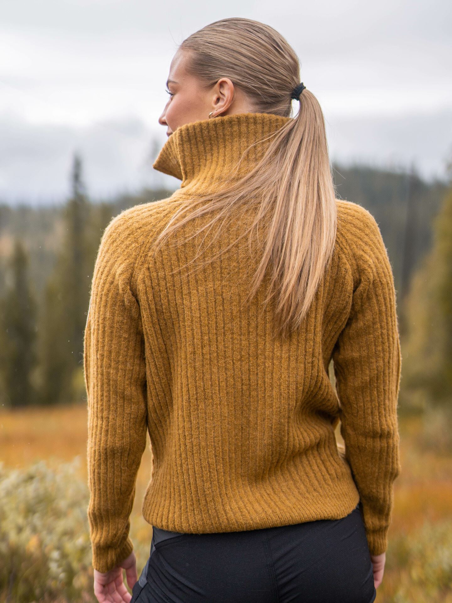 1222 Half Zip Genser