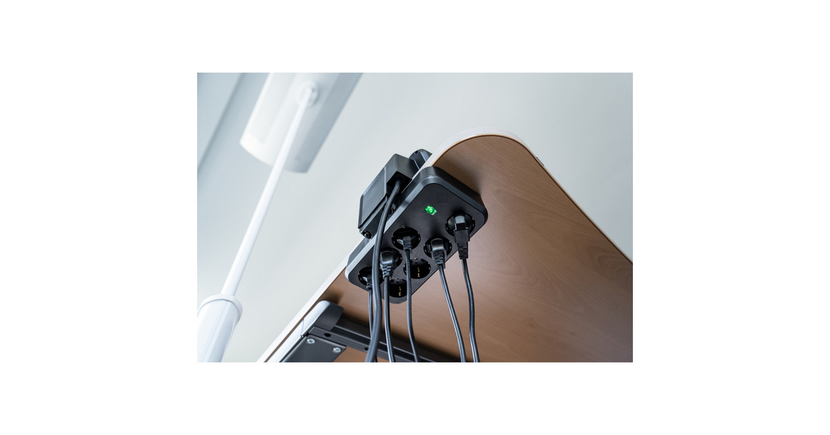 Brennenstuhlestilo Duplex stekkerdoos met schakelaar en overspanningsbeveiliging stekkerdoos  (Zwart/zilver, 1x USB C, 1x USB A)