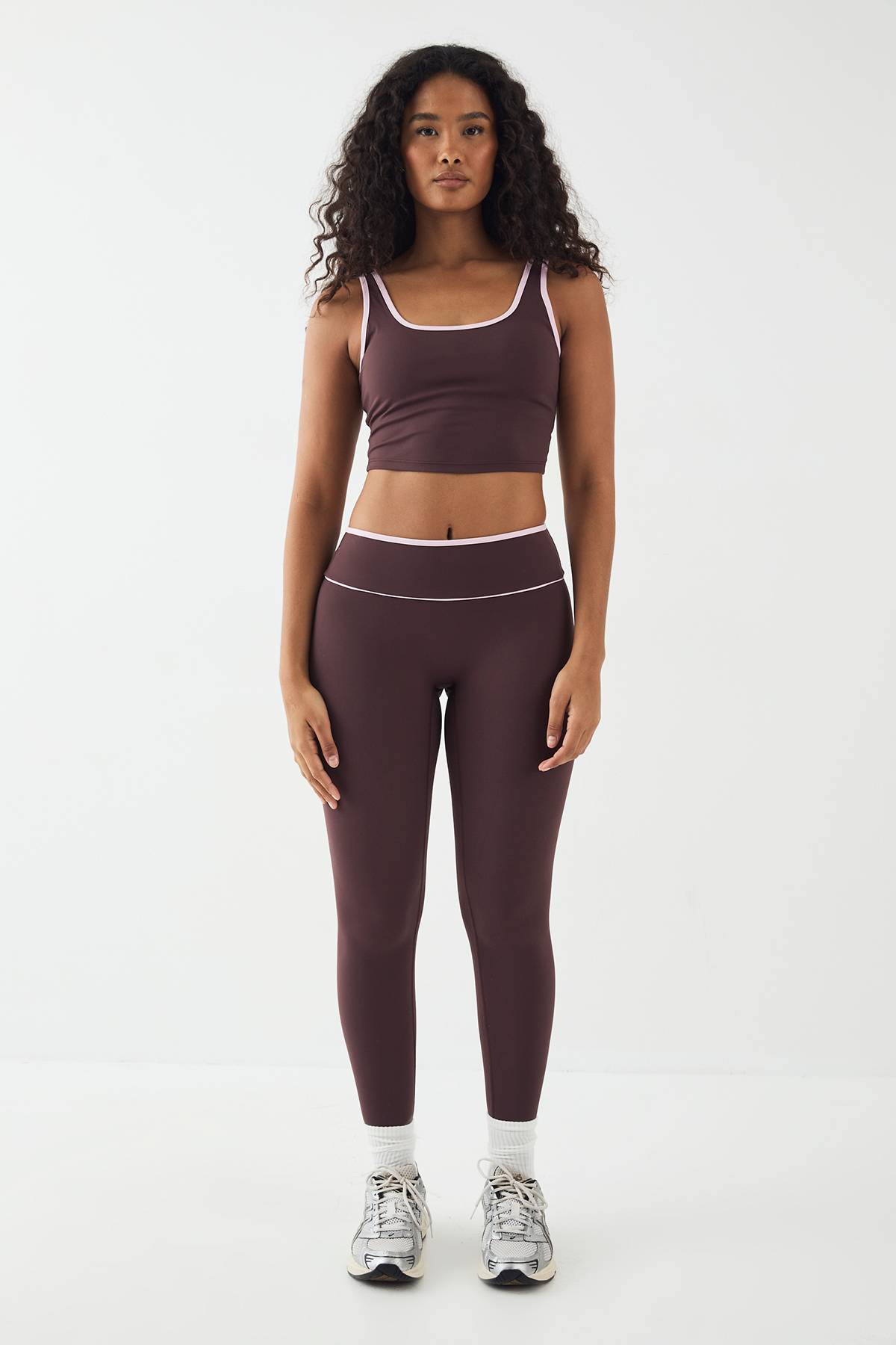 DSGN Studio Sports Legging Taille Haute Ultra Sculpt à Passepoil Contrastant