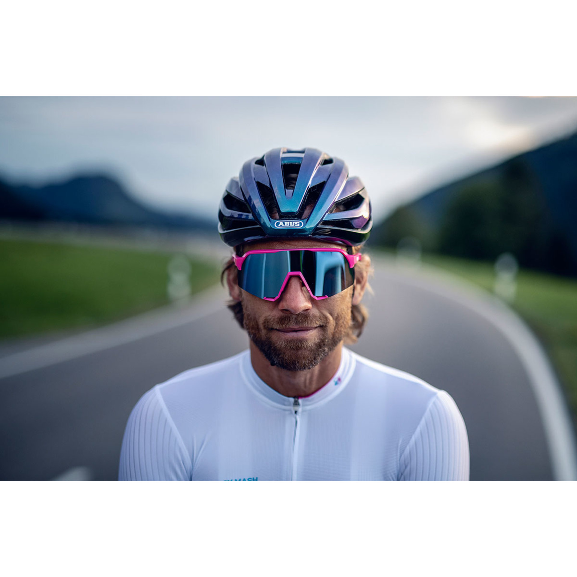 Abus StormChaser Race Fietshelm Flip Flop Paars