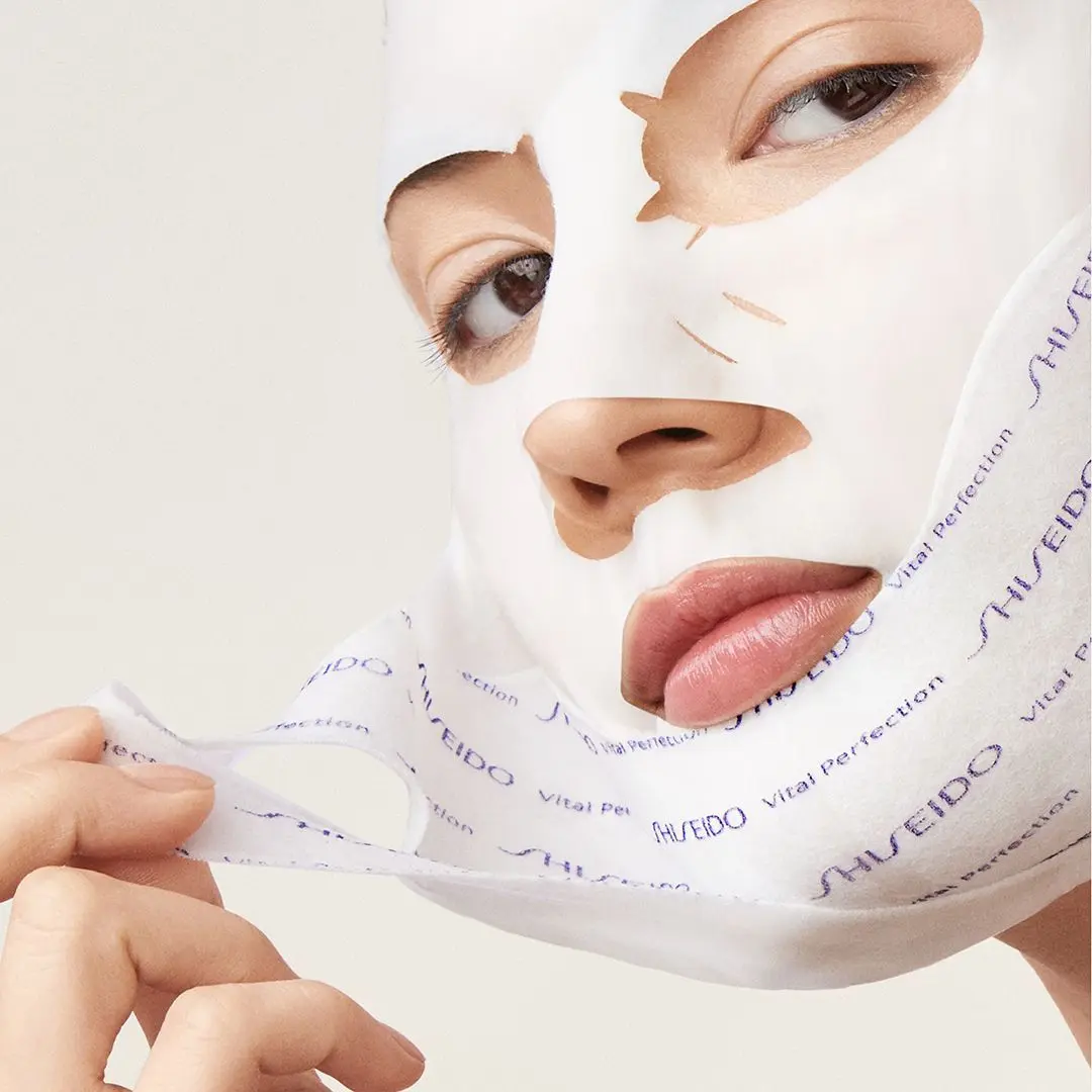 Shiseido - VITAL PERFECTION Masque Eclat Contours redéfinis- Masque