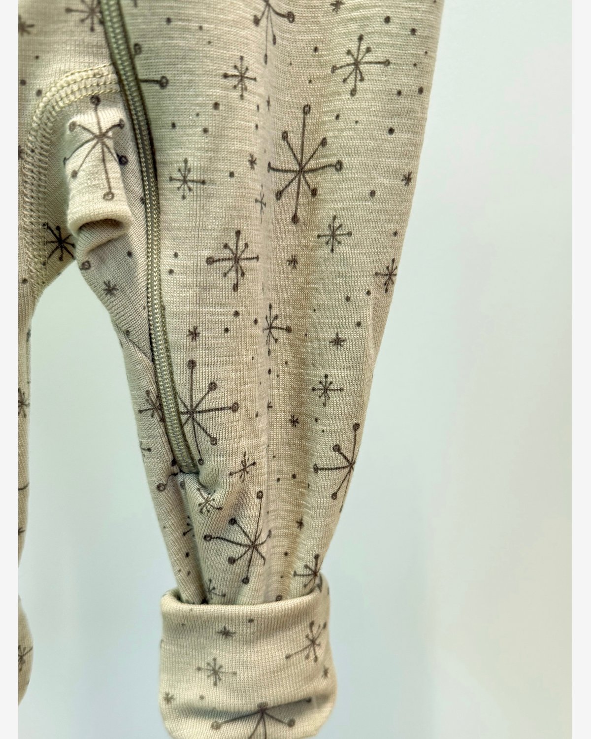 Ullpysj Heldress m/ glidelås og trylleføtter – 100% Merino | Basic