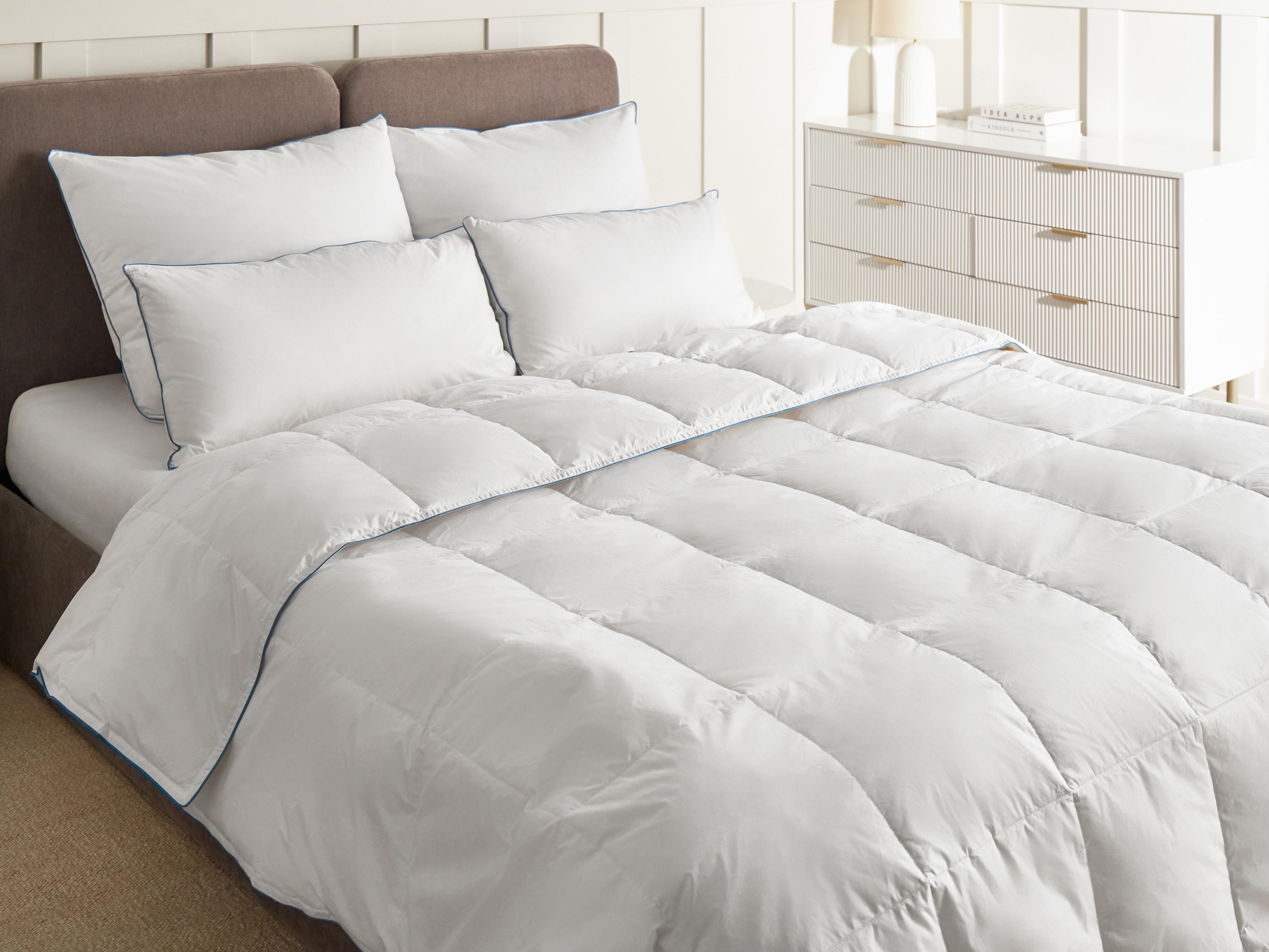 Dekbed licht warm Eendenveren en eendendons CERVINO 220 x 240 cm