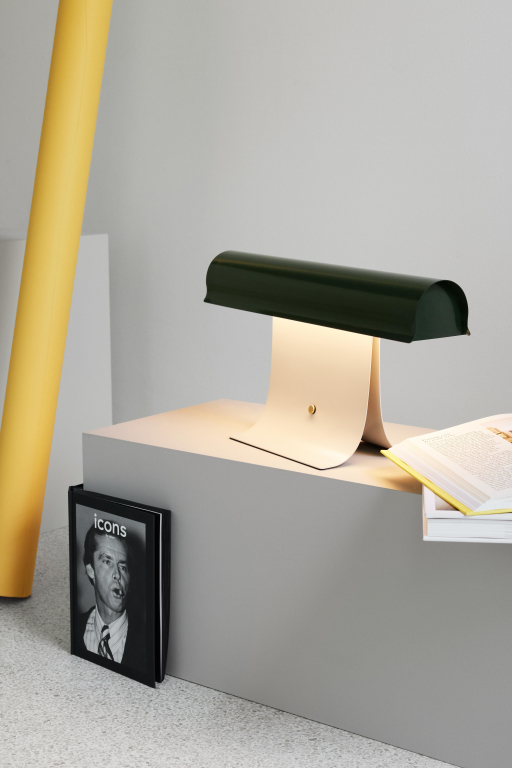 Northern Archive tafellamp B50 LED zwart/staal