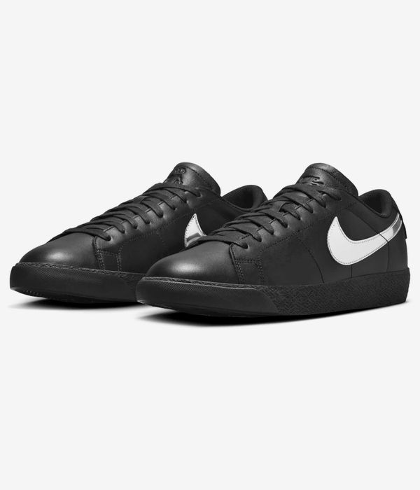 Nike SB x Dancer Blazer Low Schuh (black metallic silver)