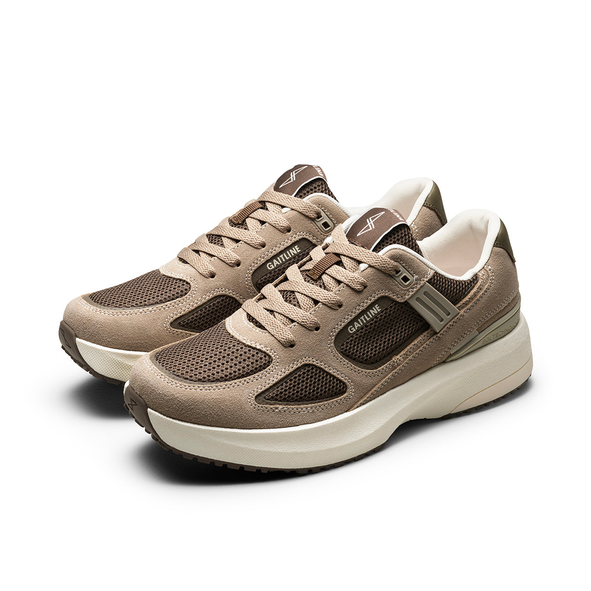 Nova Lite Klassisk retrosneaker med skinndetaljer