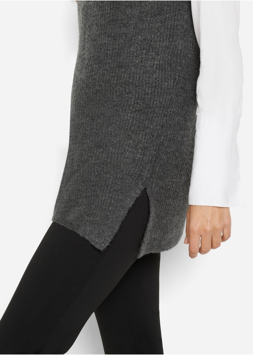 Pull sans manches avec fentes latérales