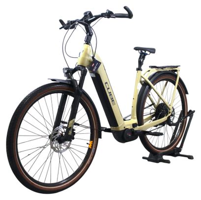 Produit reconditionné - VTC électrique Cube Kathmandu Hybrid 625 Pro - Très bon état
