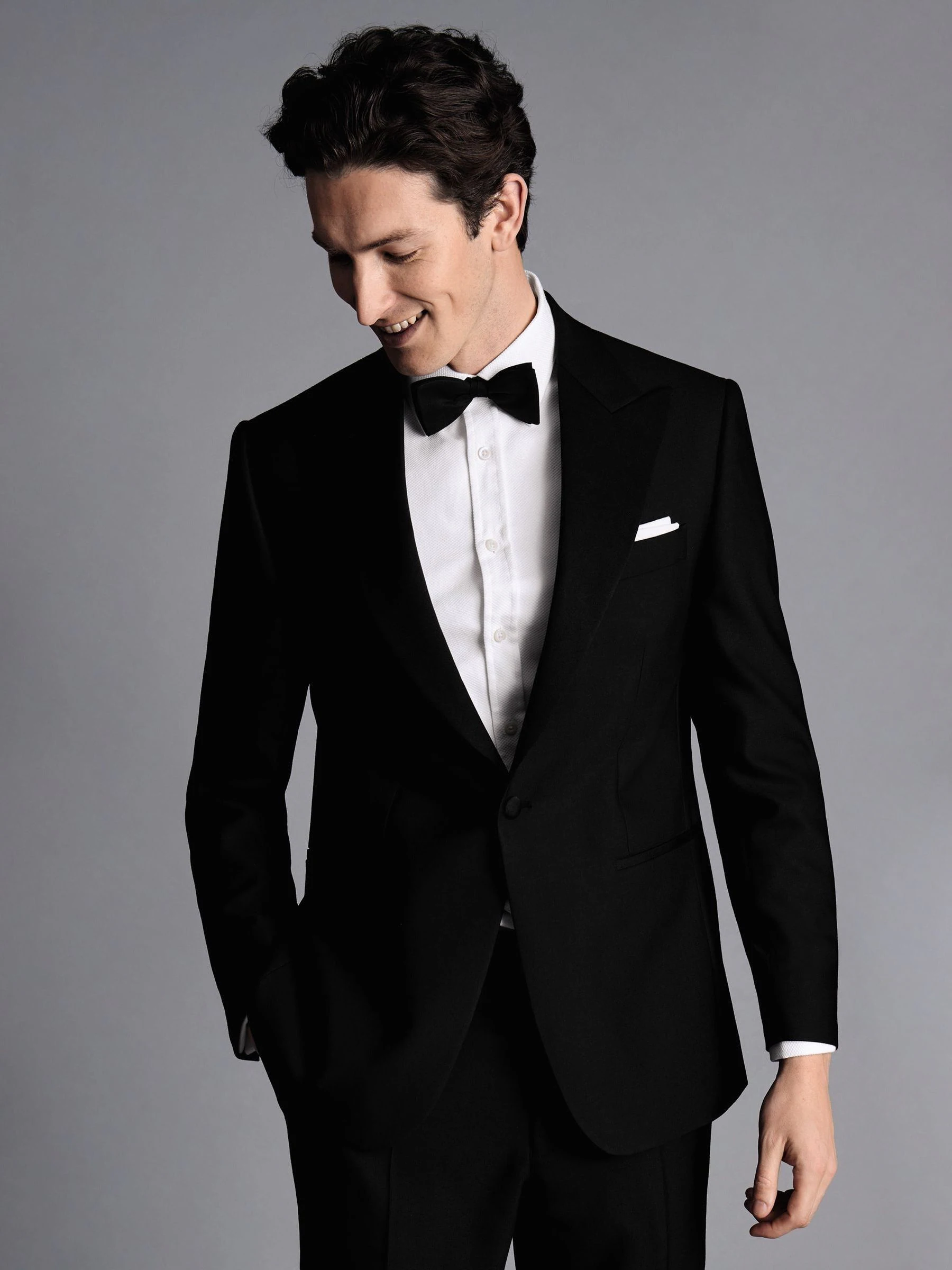Charles Tyrwhitt - Slim-fit dinerkostuum met reverskraag: colbert