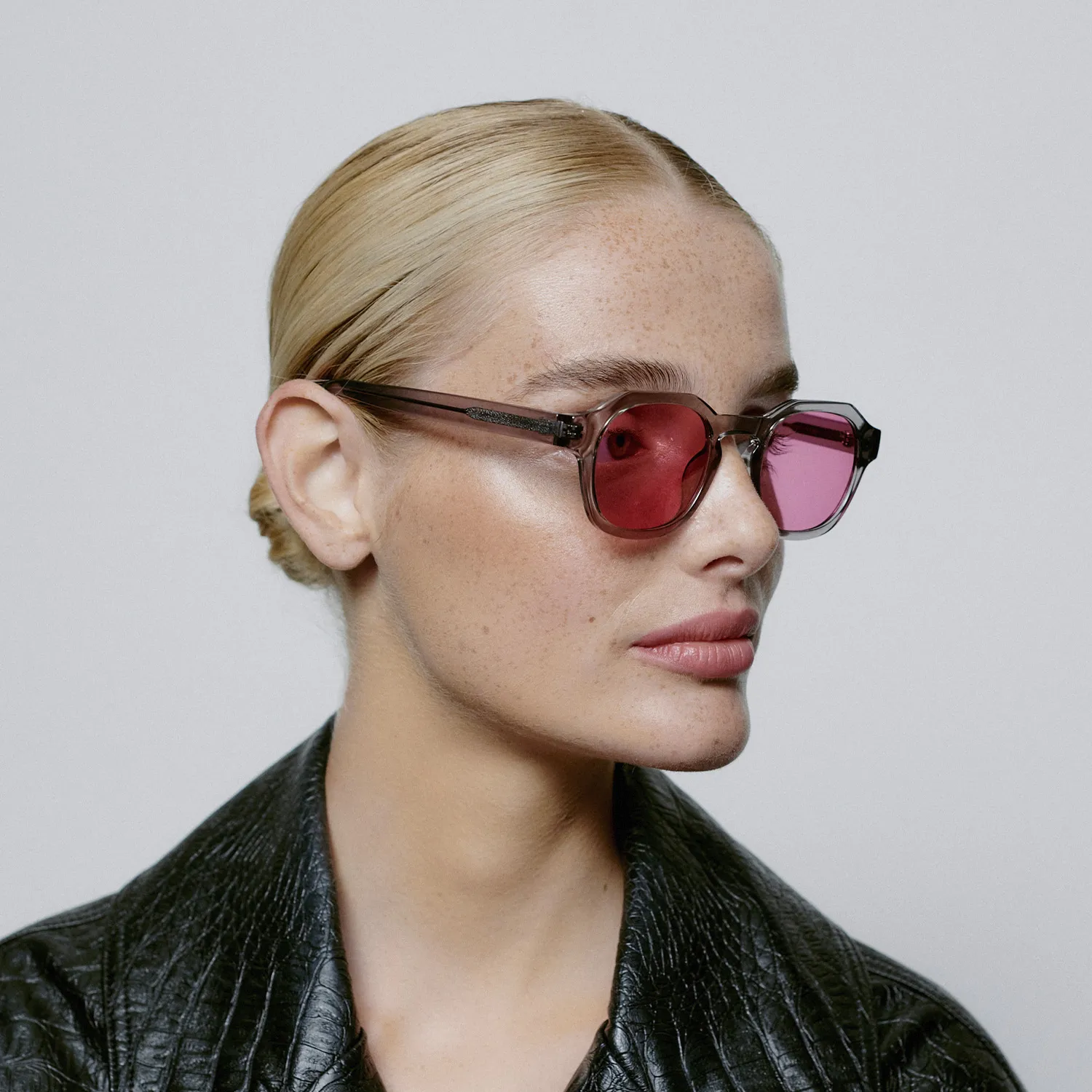 A. Kjærbede Zan Solbrille KL2318-GT