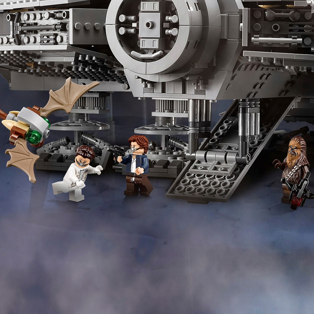 LEGO Star Wars 75192 UCS Millennium Falcon Sammlerset