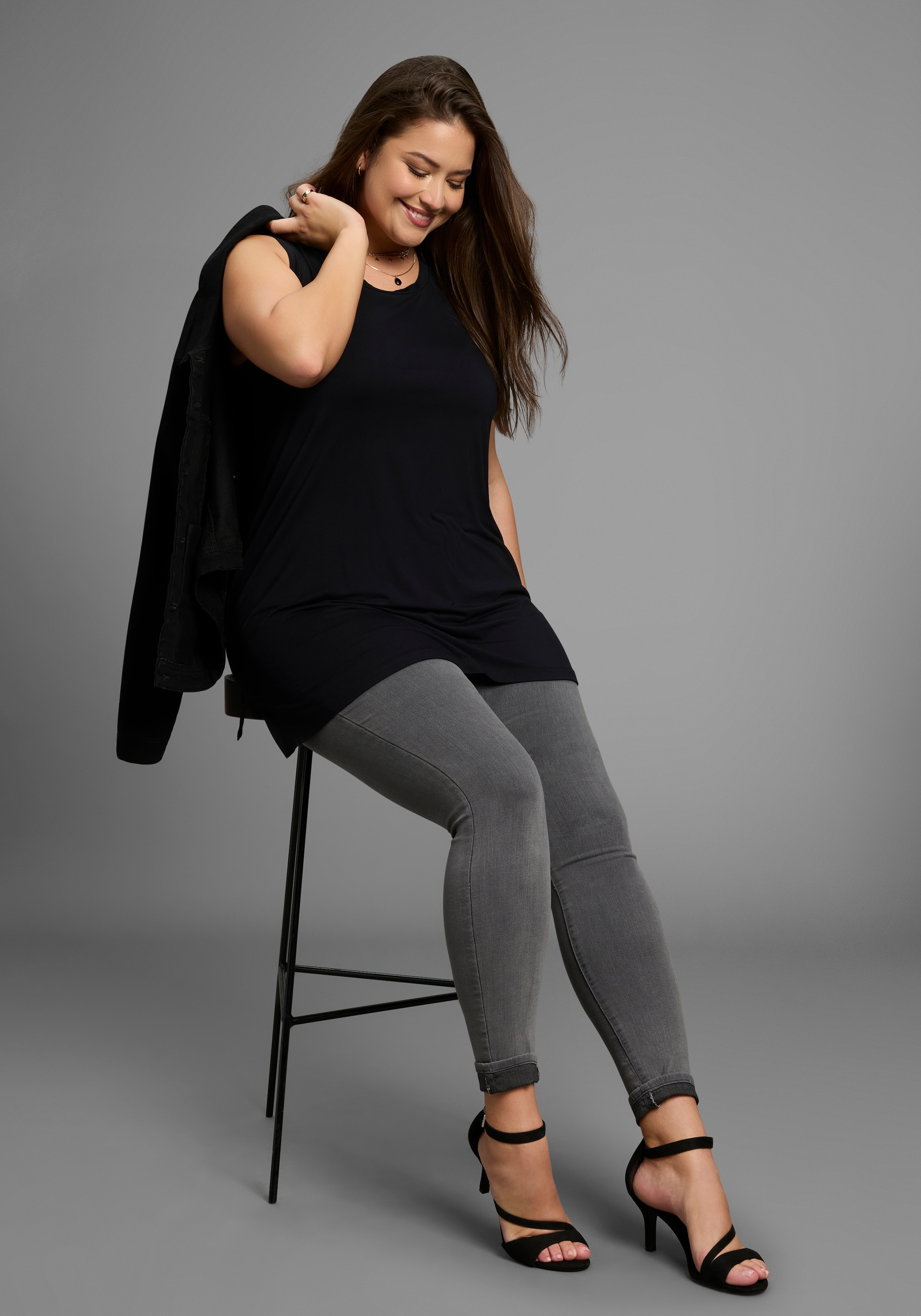 Laura Scott CURVE Longtop , aus fliessendem Jersey mit lockerem Schnitt - GROSSE GRÖSSE