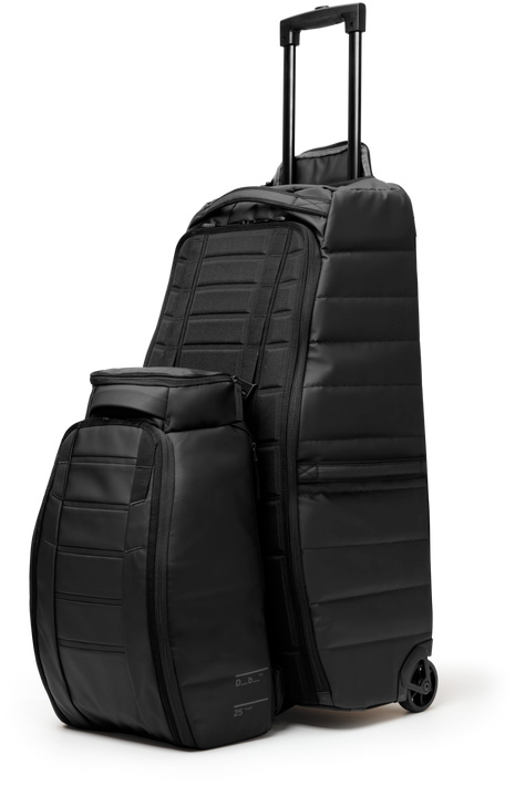 Hugger Backpack 25L Black Out