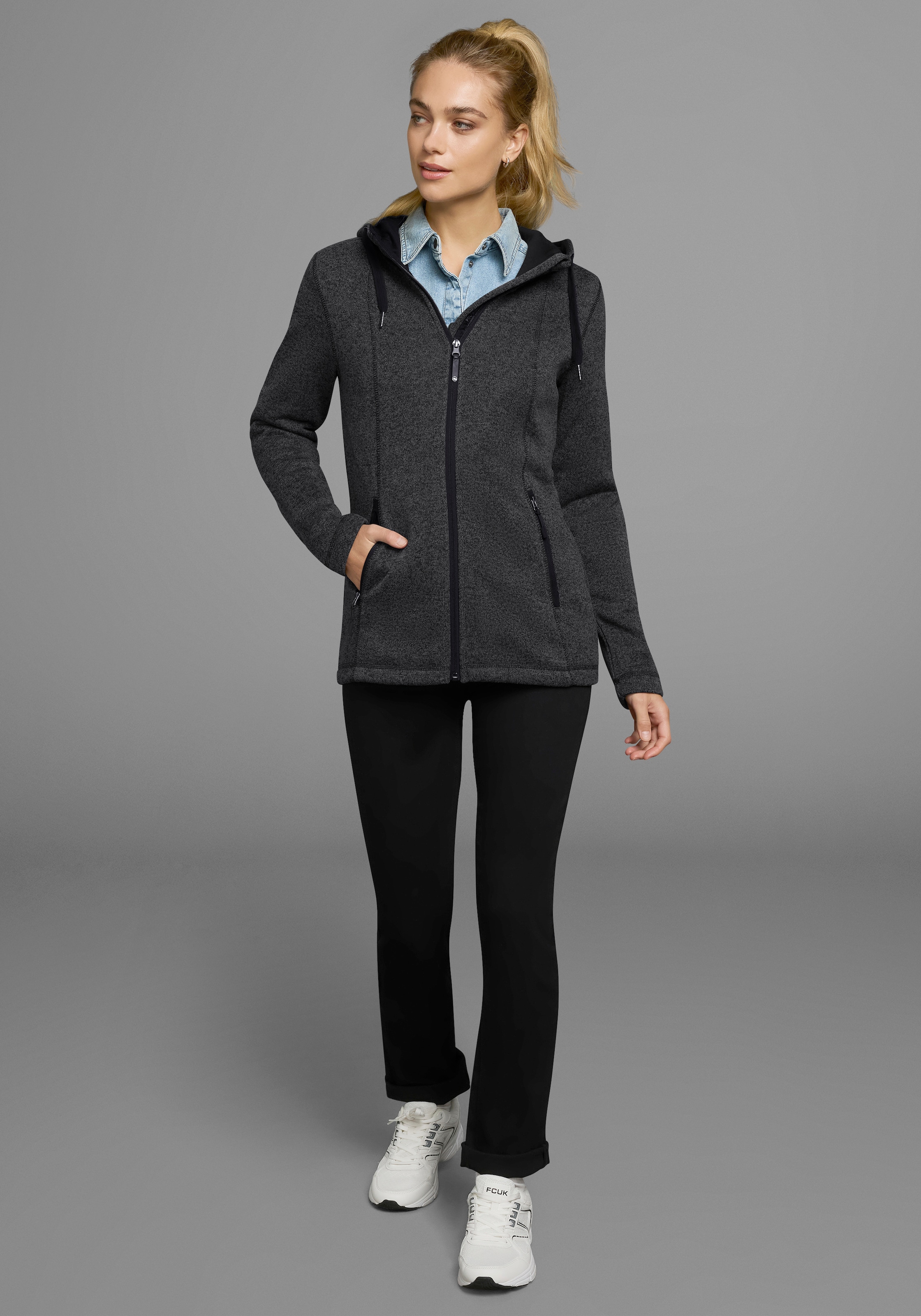 Polarino Strickfleecejacke mit Kapuze für kalte Tage,  aus Strickfleece,  sportlicher Stil