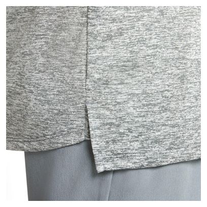 Maillot manches courtes Nike Stride Gris Homme
