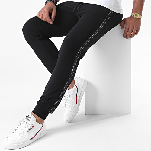 Pantalon Jogging A Bandes MMFP00299 Noir