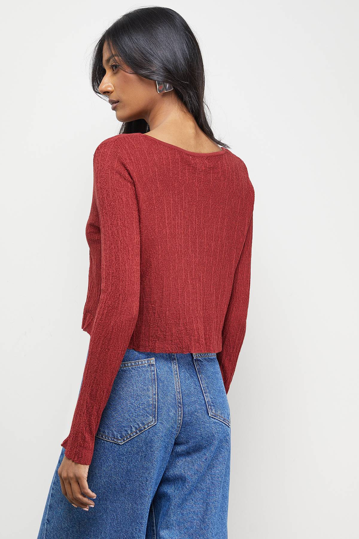 Warehouse Cardigan Bordeaux à Texture Froissée Transparente avec Détail de Liens