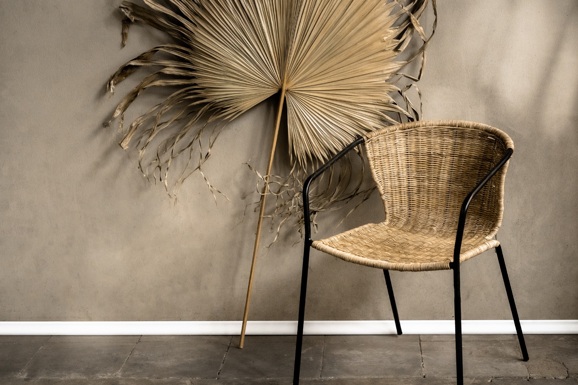 Rattan-Stuhl 'Bender', natur, schwarz, B 48 cm, L 56 cm, H 70 cm von fischer's lagerhaus