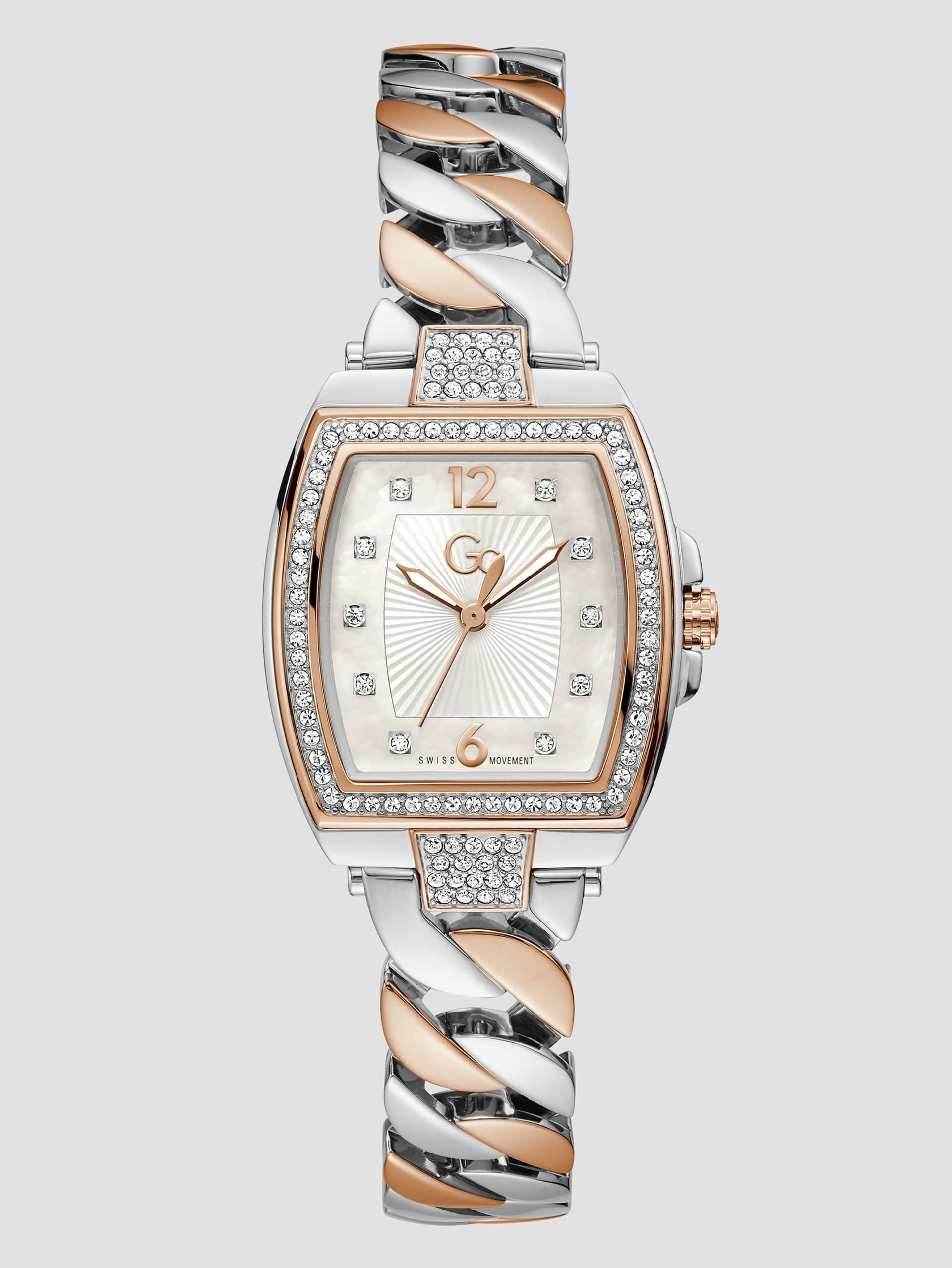 Relógio analógico Gc em tom de ouro rosa e prata com pulseira de elos.
