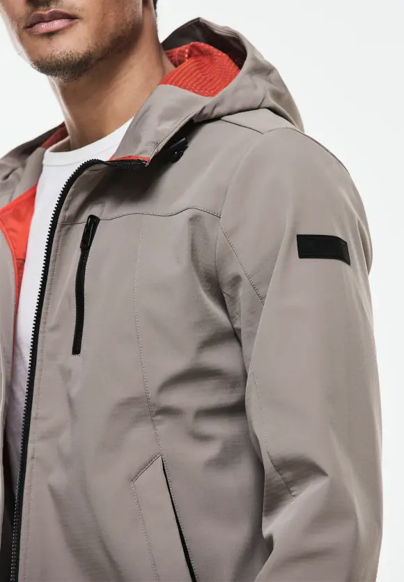 Sportive Funktionsjacke - timber brown
