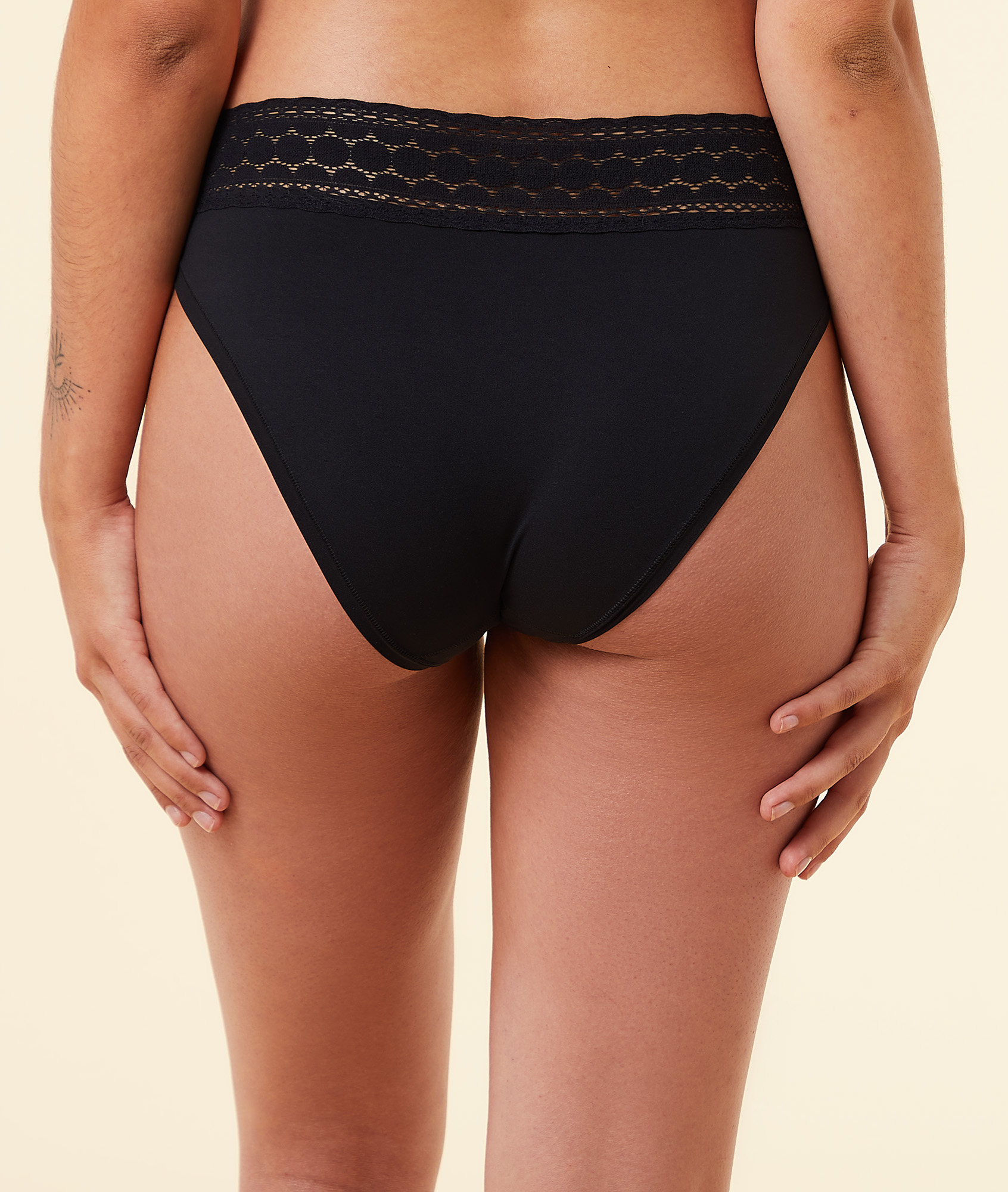 Culotte en microfibre extensible