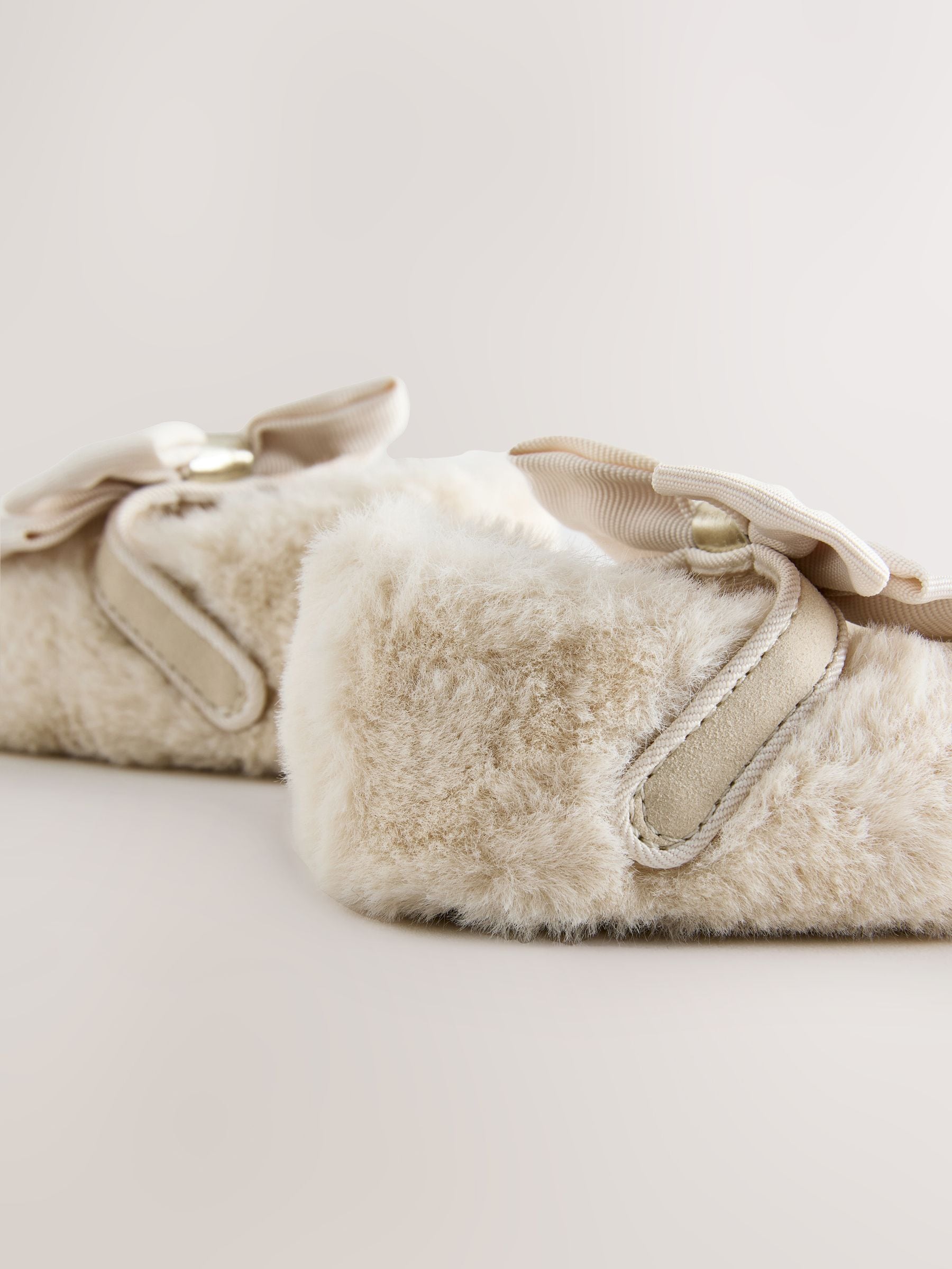 Botkleurig Borg - Baker by Ted Baker babyslofjes met strik voor meisjes