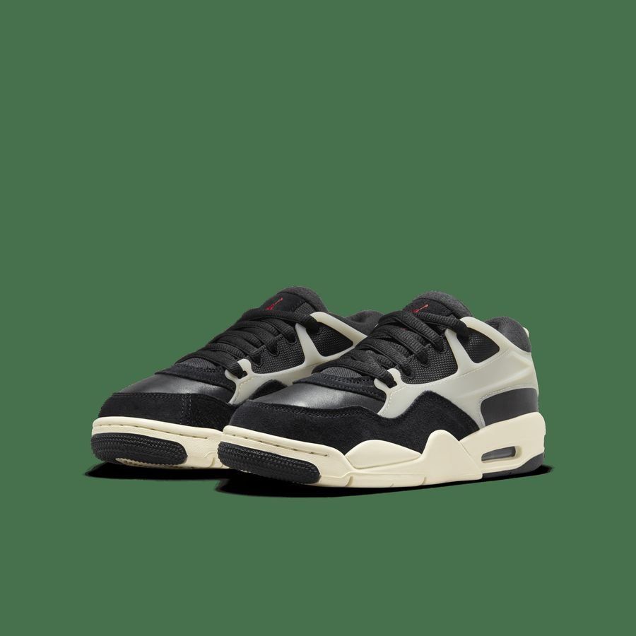 Air Jordan 4RM