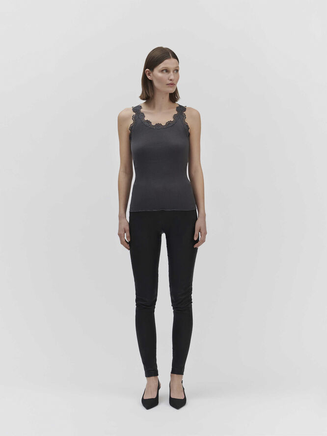Rosemunde Silk top w/ lace Magnet