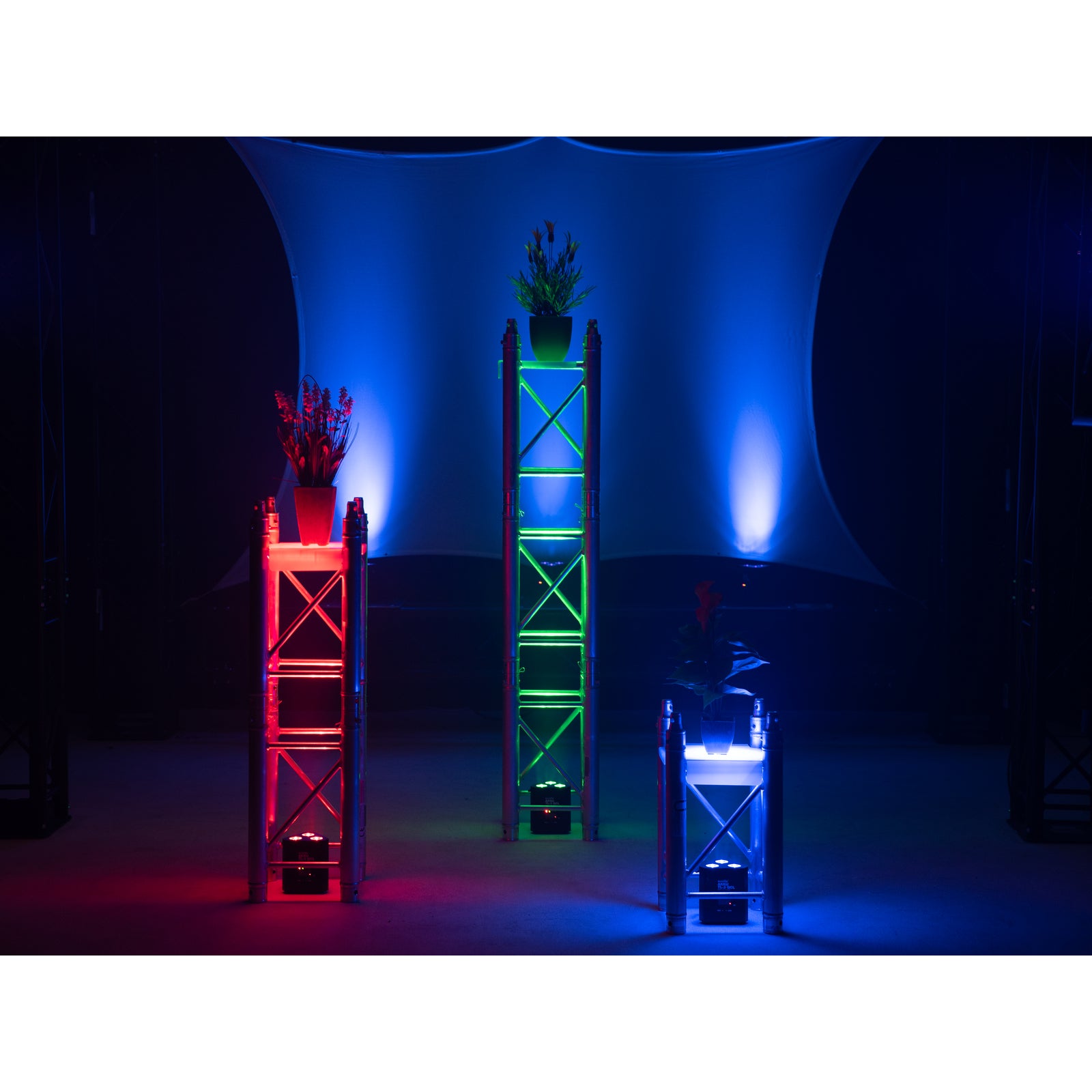Eurolite Akku TL-3 QCL RGB+UV Trusslight