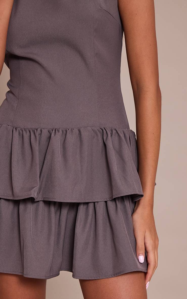 Charbon Robe Droite À Volants À Carreaux
