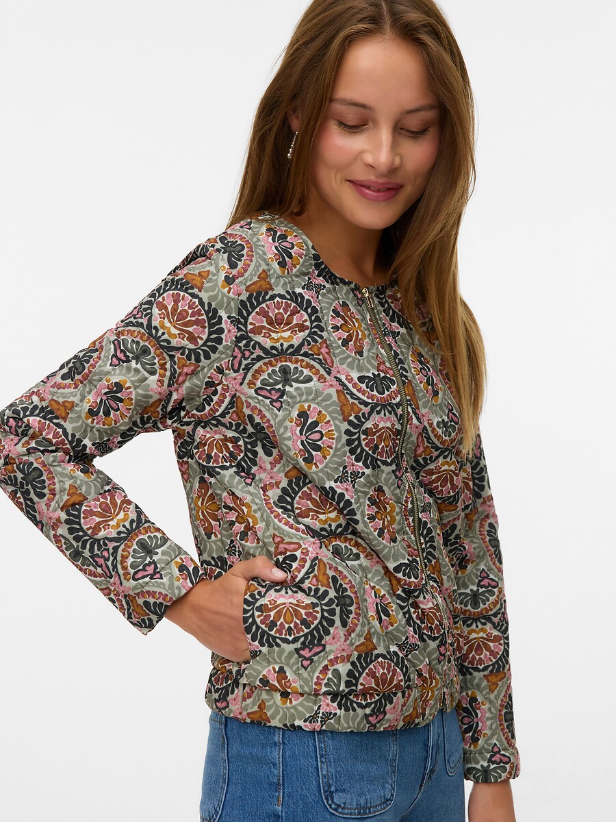 VERO MODA<br>Jaqueta acolchoada