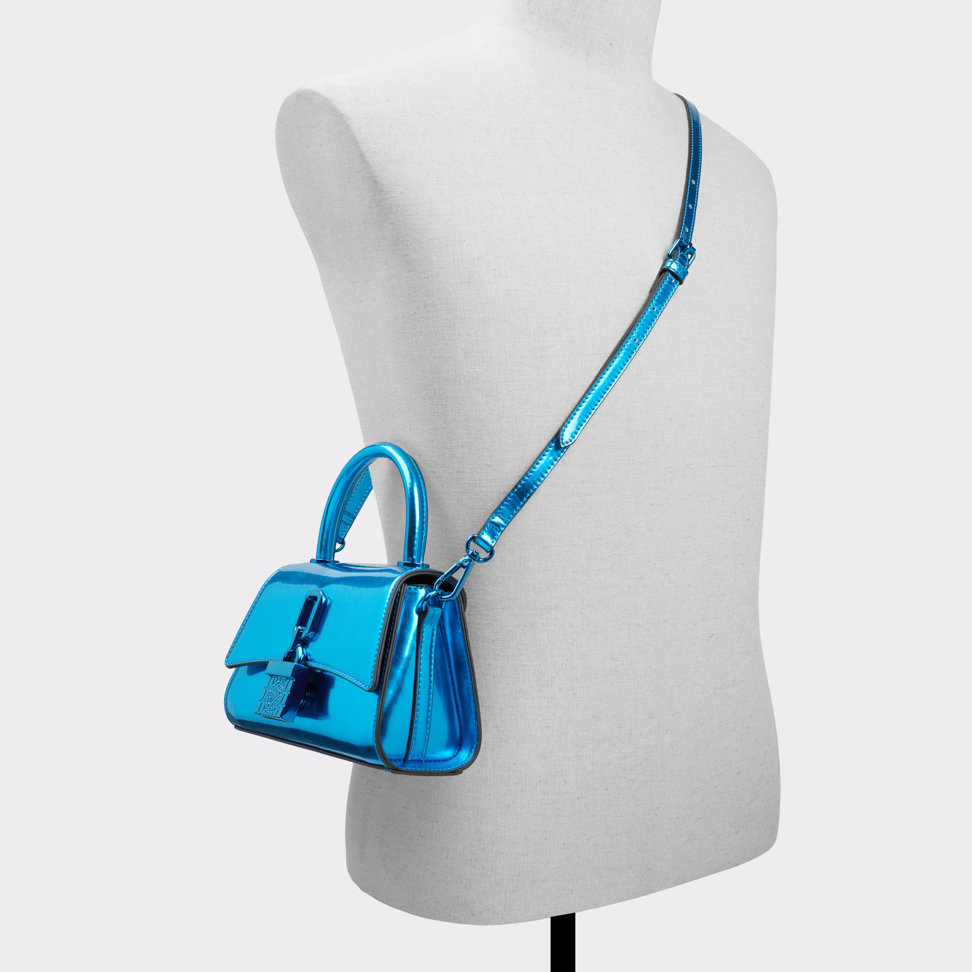 Solveig Medium Blue Women Top Handle Bags | ALDO Canada