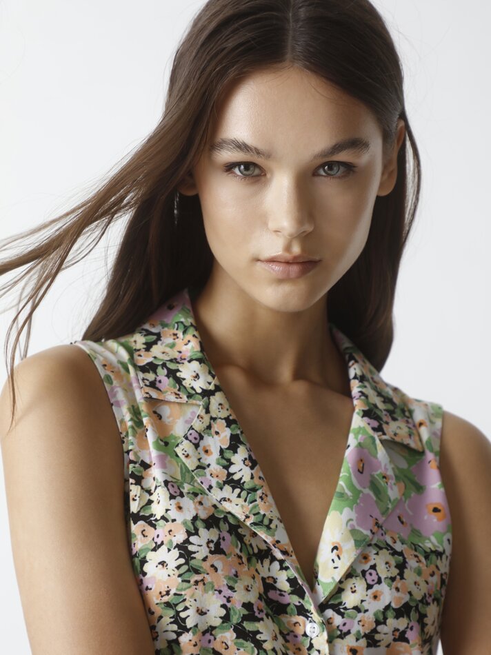 Vestido curto sem mangas - Tons de Verde