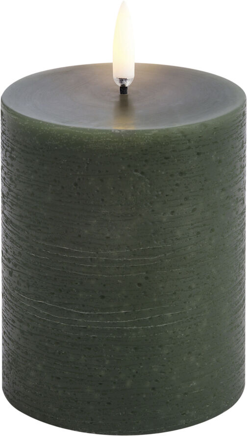 Uyuni LED pillar candle, Olive green, Rustic, 7,8 x 10,1 cm 4/24 Oliven green