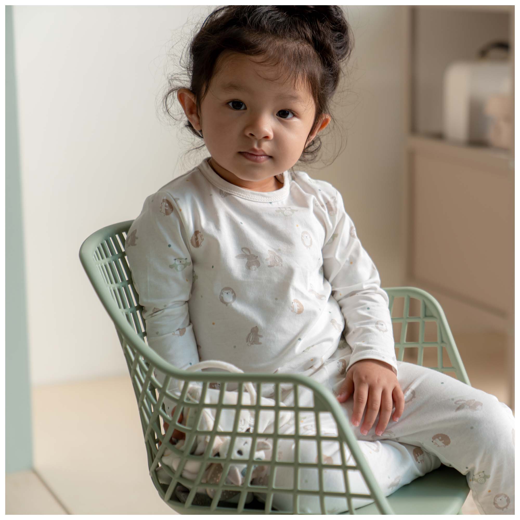 Prénatal peuter pyjama Kleine Vriendjes wit